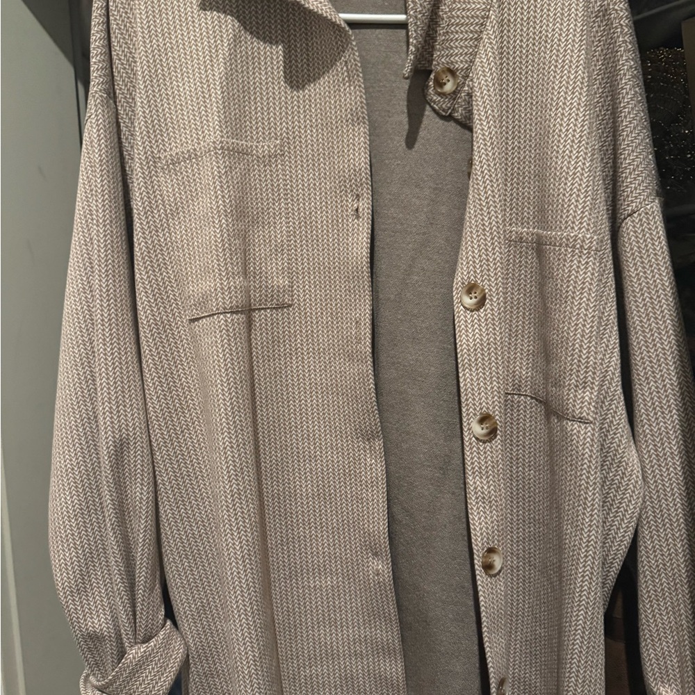 12th Tribe - Livingston Taupe Geo Button Down Top